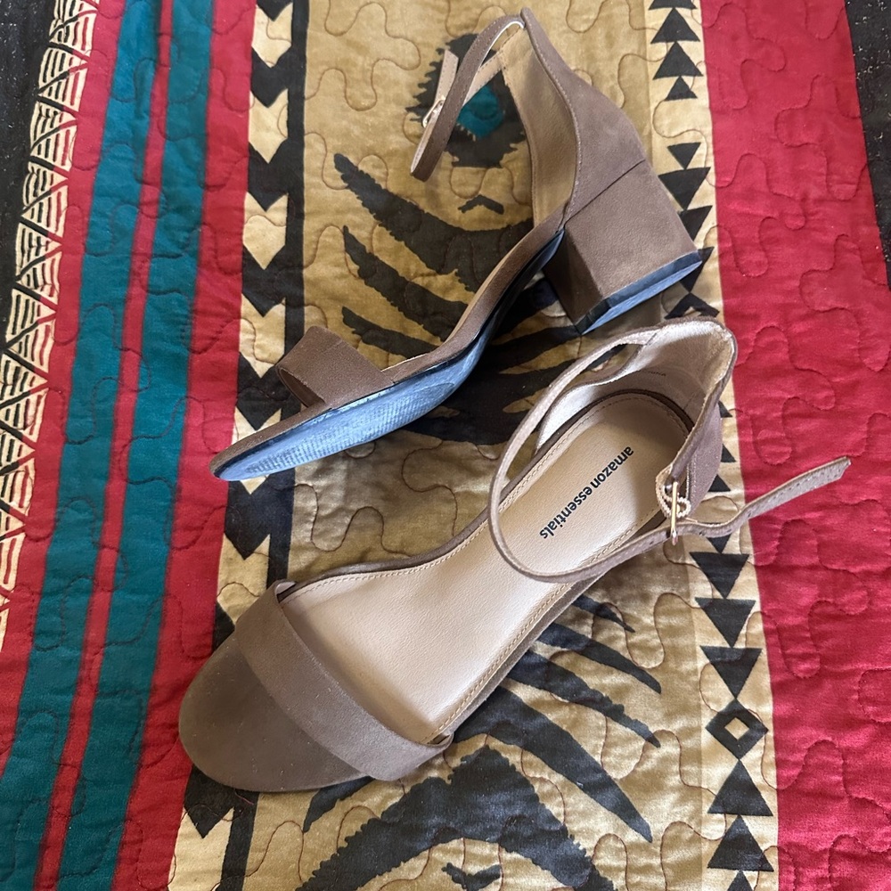 Amazon Essentials Brown Heels with Timeless Elegance